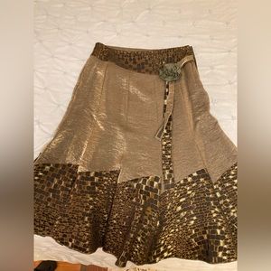MOA beautiful skirt